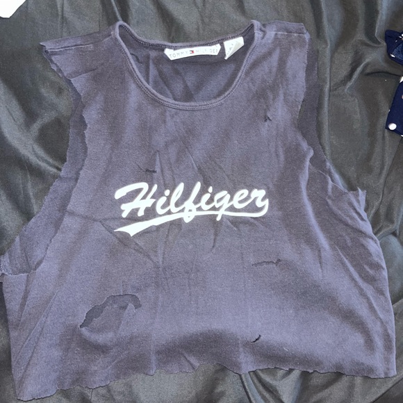 VINTAGE Hilfiger distressed crop top - Picture 4 of 4